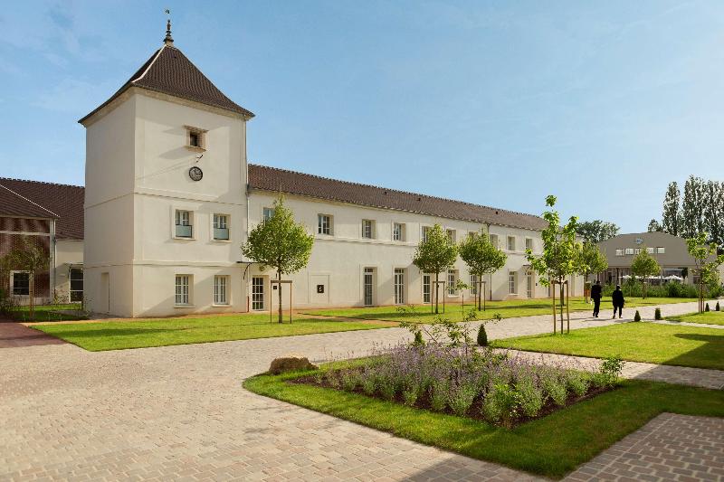 Le Grand Pavillon Chantilly - Genel