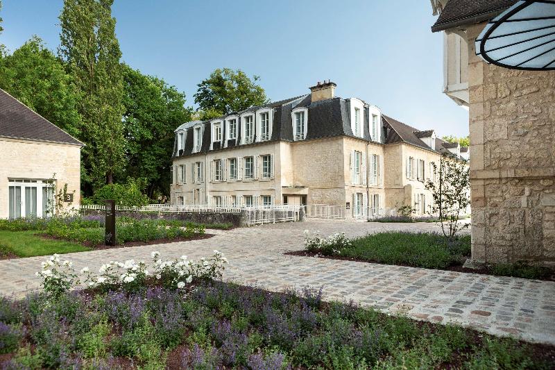 Le Grand Pavillon Chantilly - Genel