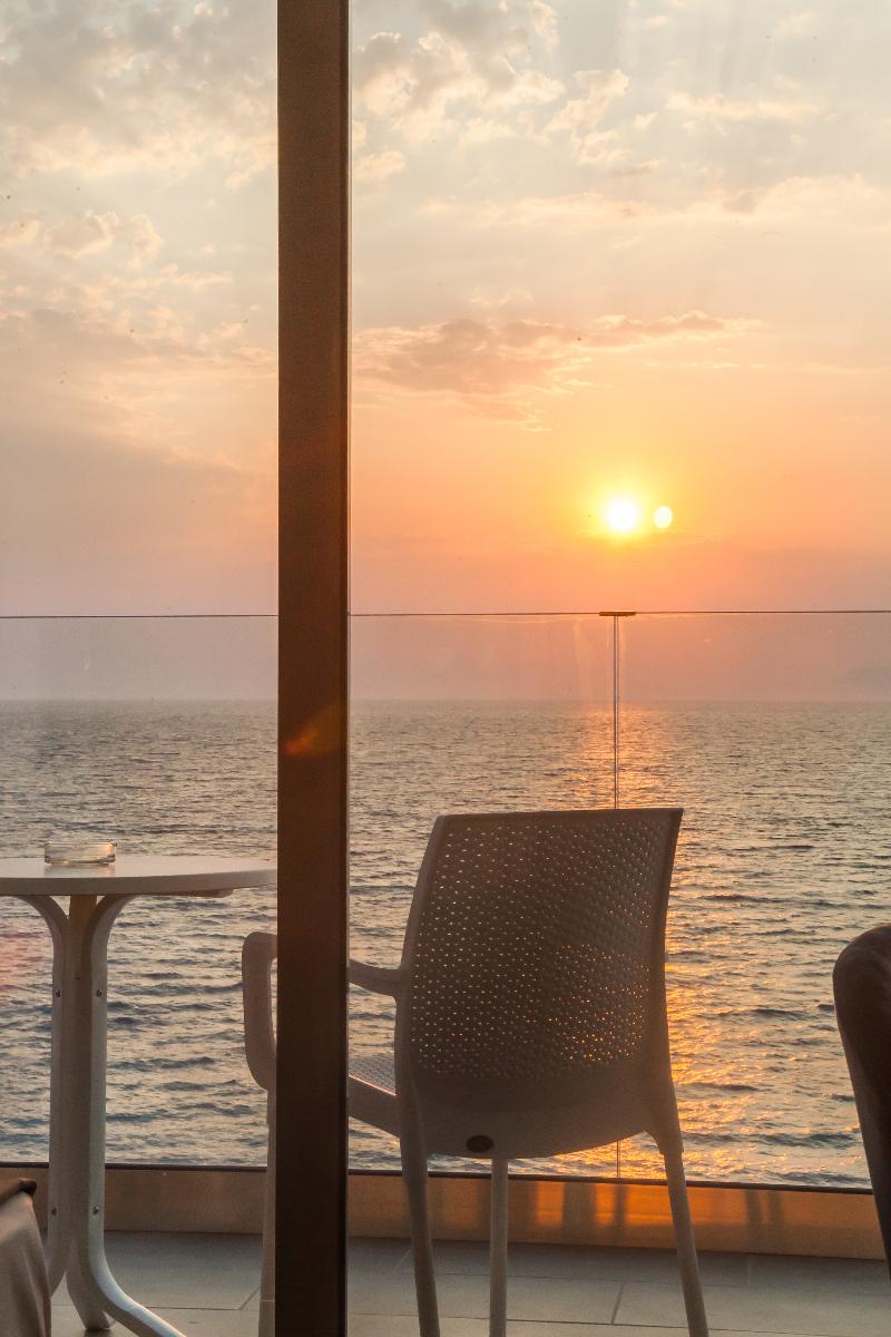 Sunrise Luxury Apartments - Oda