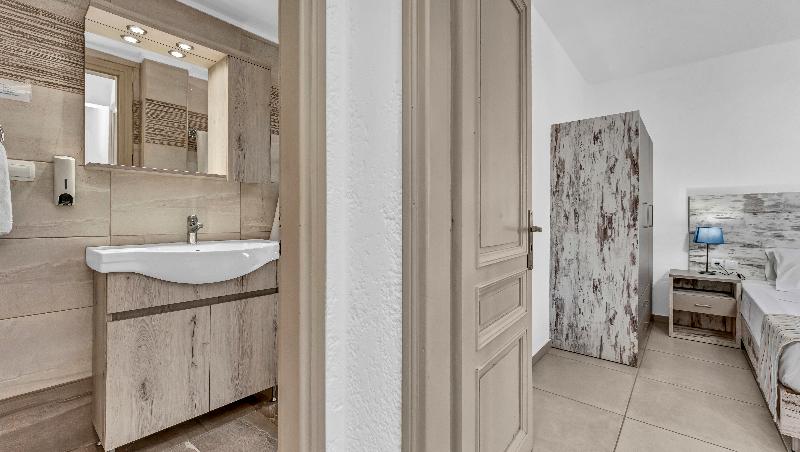 Evina Rooms and Suites - Oda