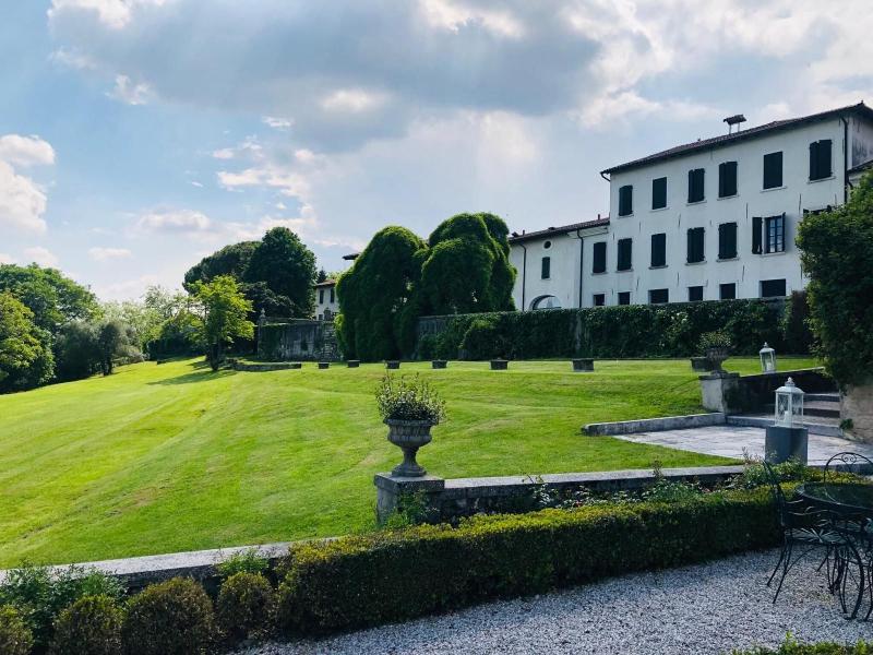 Villa Policreti - Genel