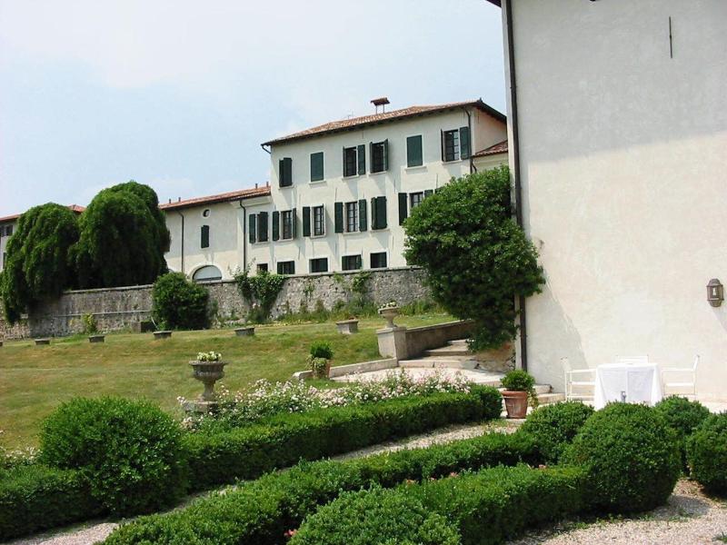 Villa Policreti - Genel