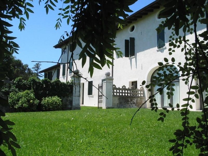 Villa Policreti - Genel