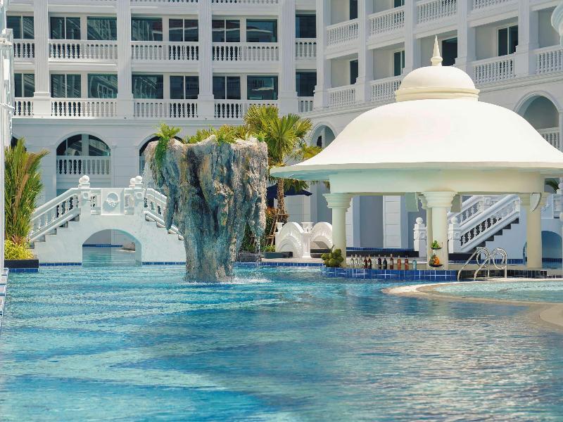 Movenpick Myth Hotel Patong Phuket - Havuz