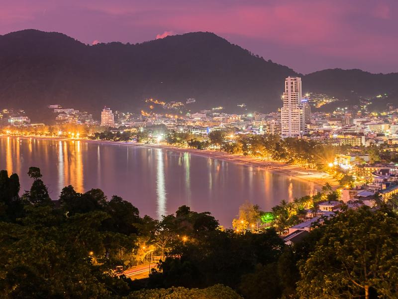 Movenpick Myth Hotel Patong Phuket - Plaj