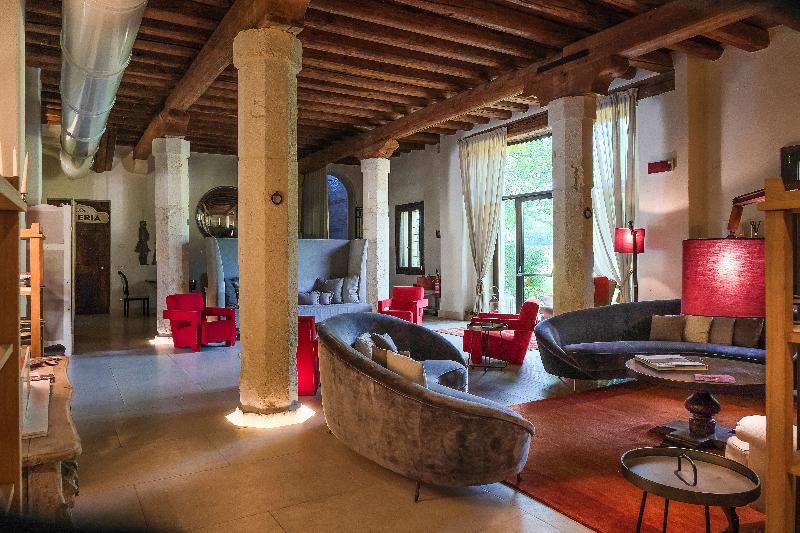 La Barchessa di Villa Pisani - Lobi