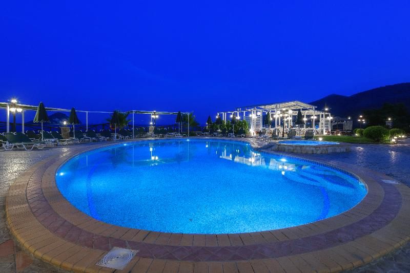 Harmony Hotel - Havuz