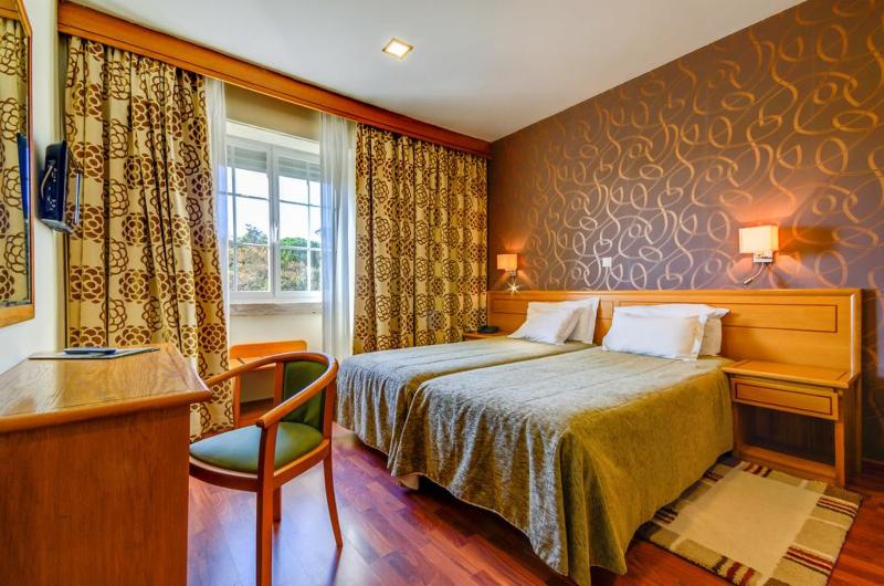 Hotel Avenida Park - Oda