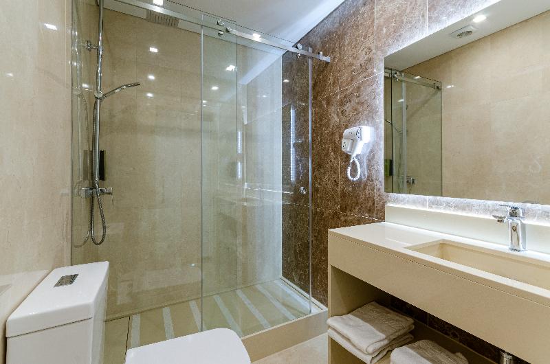 Hotel Avenida Park - Oda