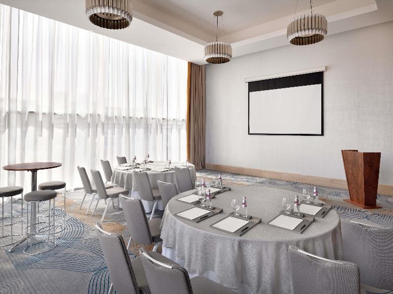 Grand Plaza Mövenpick Media City - Toplantı
