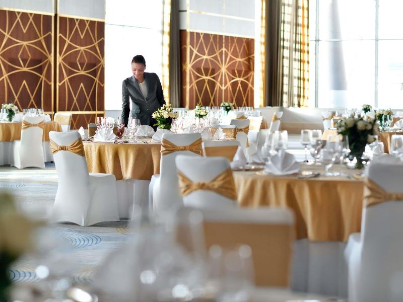 Grand Plaza Mövenpick Media City - Toplantı