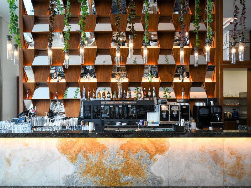 Grand Plaza Mövenpick Media City - Restoran