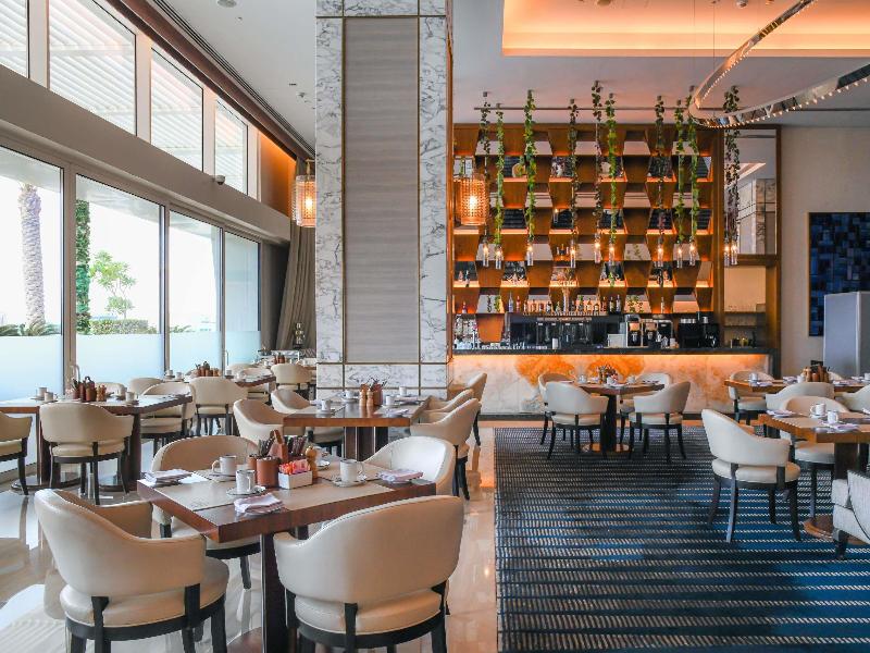 Grand Plaza Mövenpick Media City - Restoran