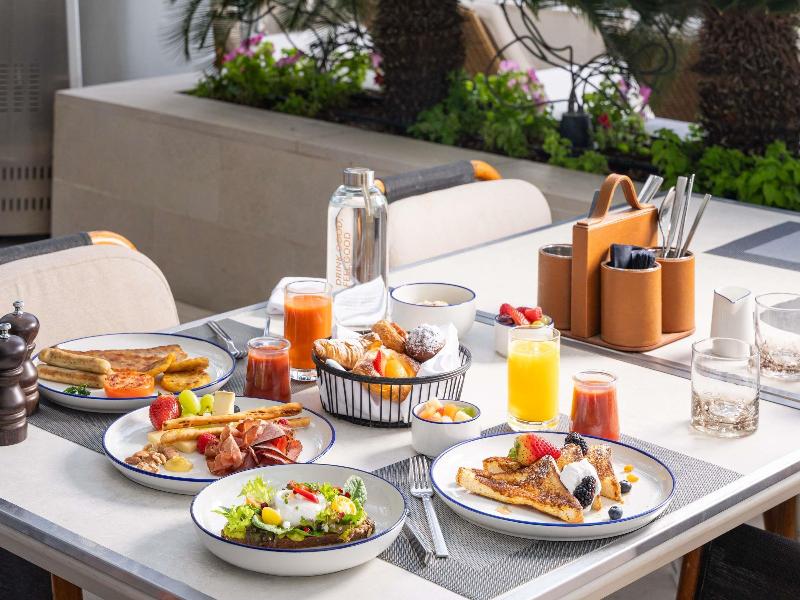 Grand Plaza Mövenpick Media City - Restoran