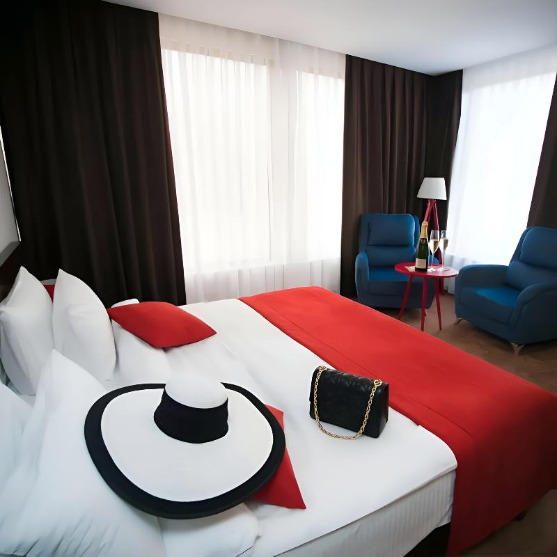 DaVinci Hotel - Oda