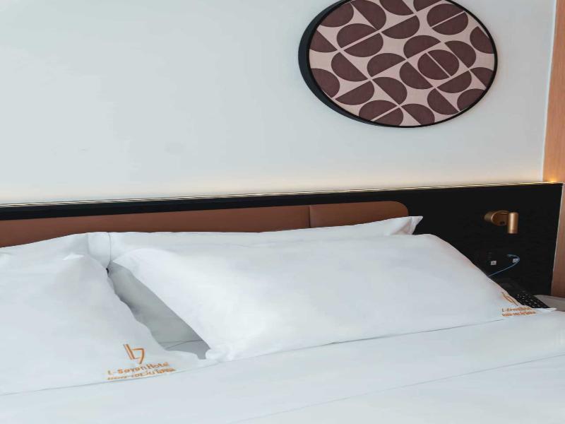 L-SEVEN HOTEL BANGKOK - Oda