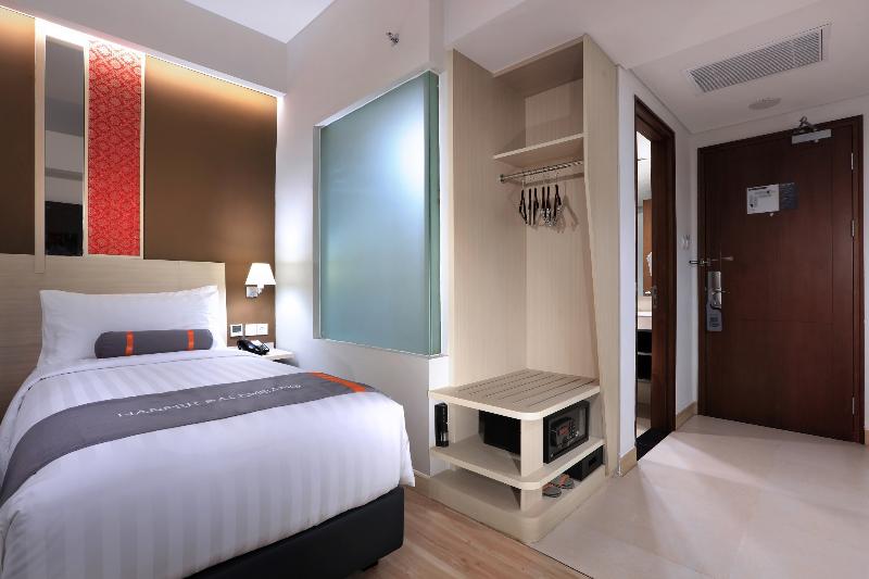 Harper Palembang - Oda