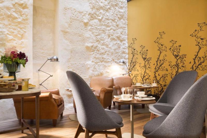Dupond-Smith Hotel - Lobi