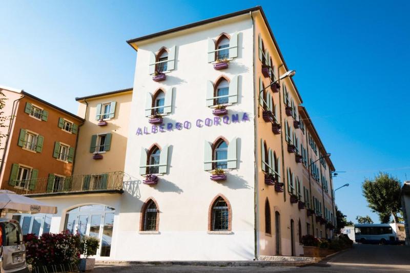 Hotel Corona - Genel