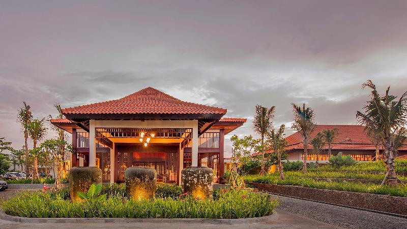 éL Hotel Royale Banyuwangi - Teras