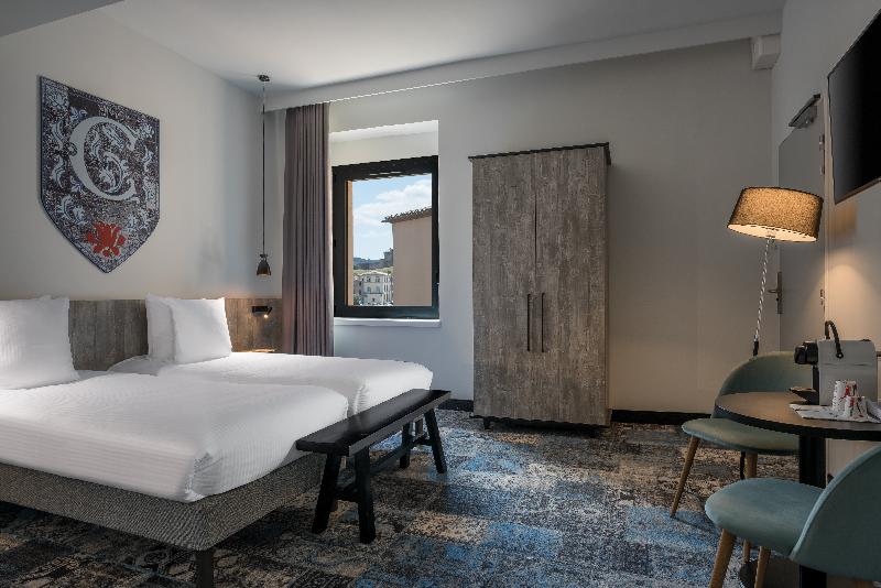 SOWELL HOTELS Les Chevaliers - Oda