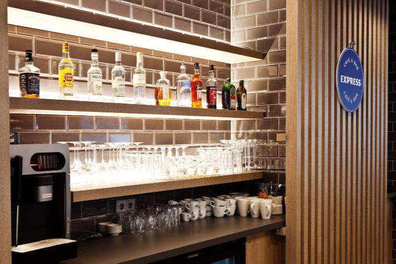 Holiday Inn Express Mulheim - Ruhr - Bar