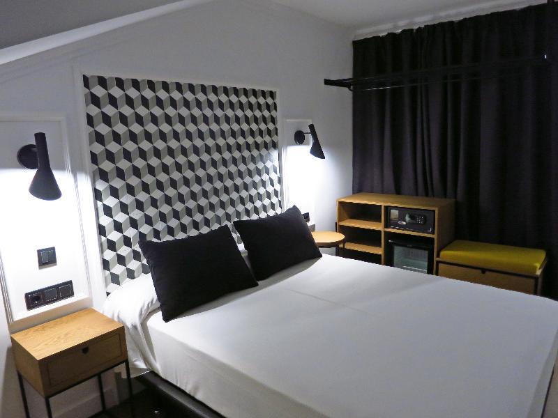 Boutique Colon Plaza - Oda