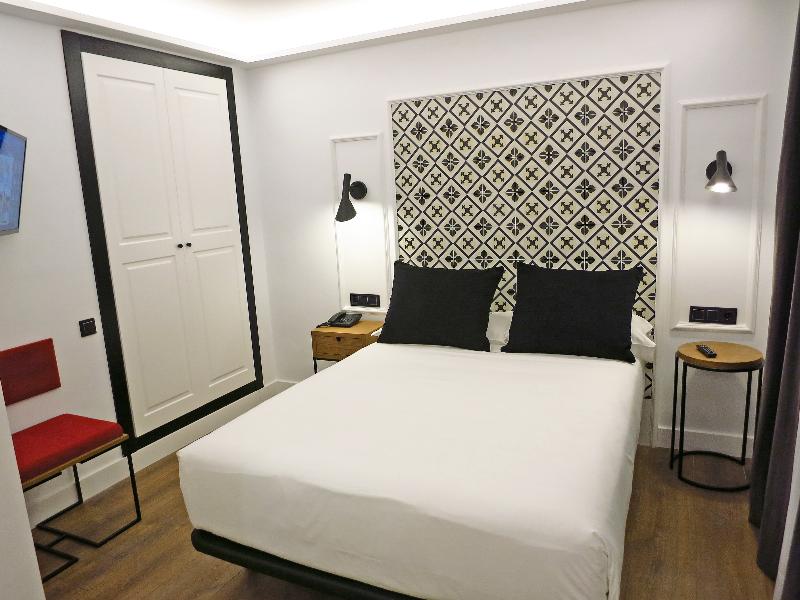 Boutique Colon Plaza - Oda