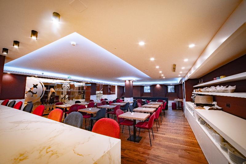 Boutique Colon Plaza - Restoran
