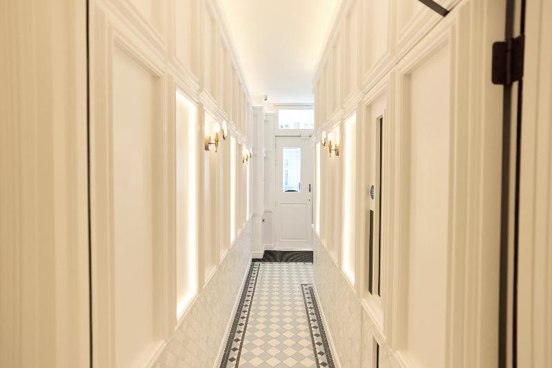 Edwin Hotel - Lobi