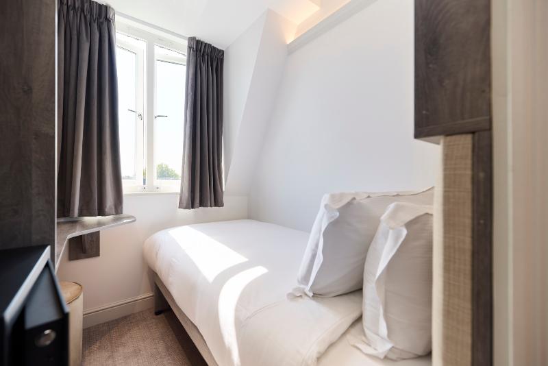 Edwin Hotel - Oda