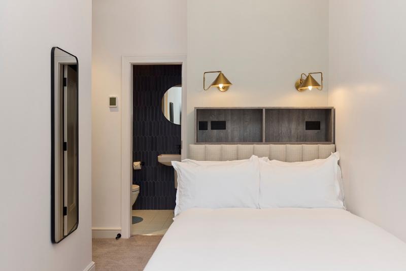 Edwin Hotel - Oda