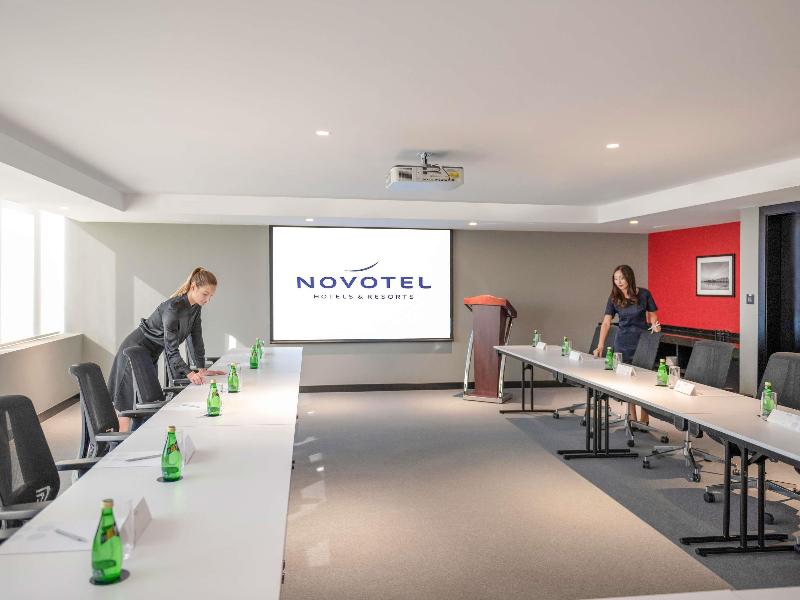 Novotel Sharjah Expo Centre - Toplantı