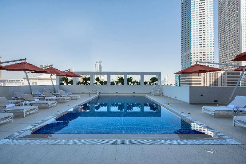 Novotel Sharjah Expo Centre - Havuz