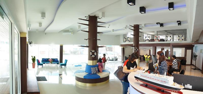 Bed by Cruise hotel @Samakkhi-Tivanont - Lobi