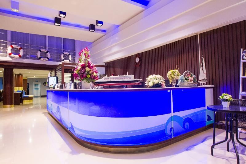 Bed by Cruise hotel @Samakkhi-Tivanont - Lobi