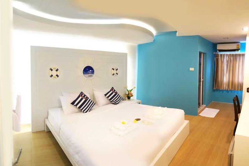 Bed by Cruise hotel @Samakkhi-Tivanont - Oda
