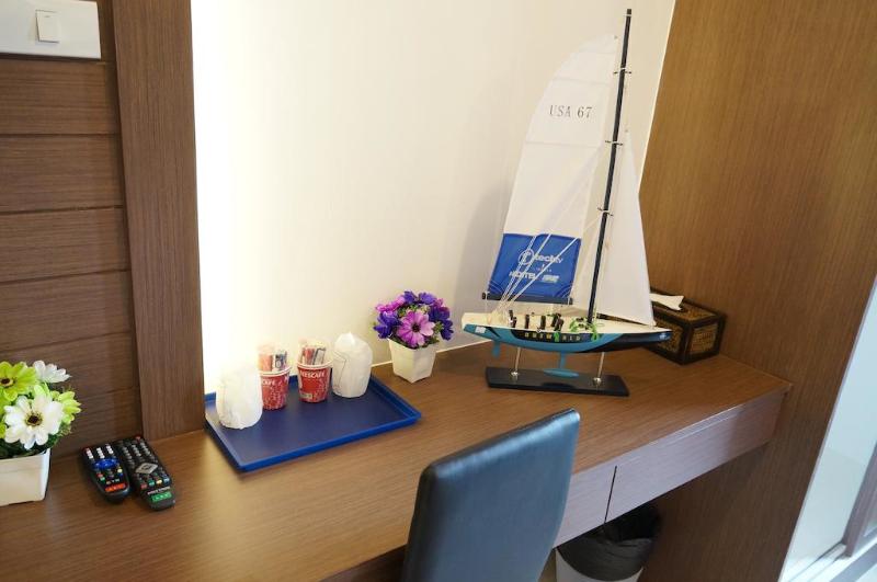 Bed by Cruise hotel @Samakkhi-Tivanont - Oda