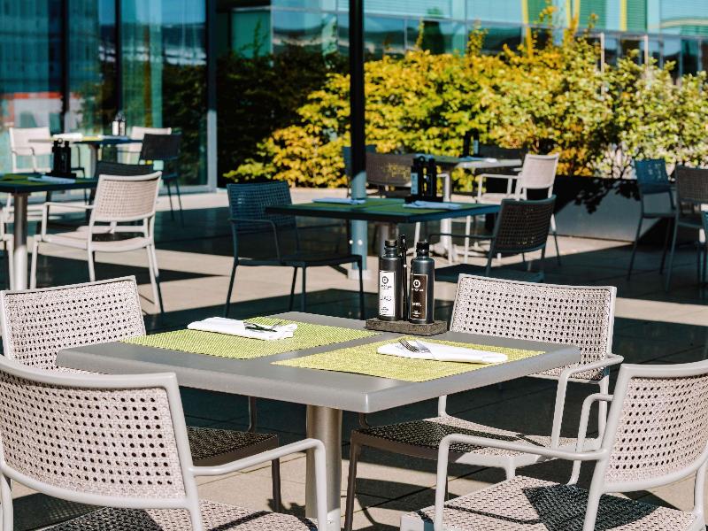 Mövenpick Stuttgart Messe & Congress (Ocak ) - Bar