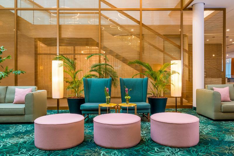 Mövenpick Stuttgart Messe & Congress (Ocak ) - Lobi