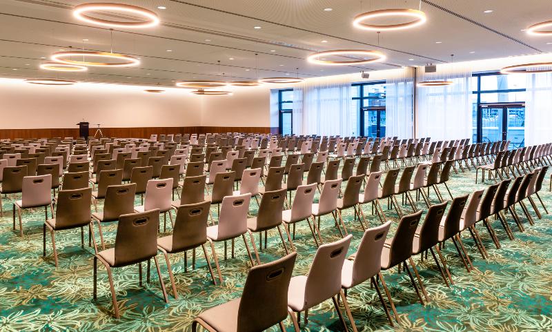 Mövenpick Stuttgart Messe & Congress (Ocak ) - Toplantı