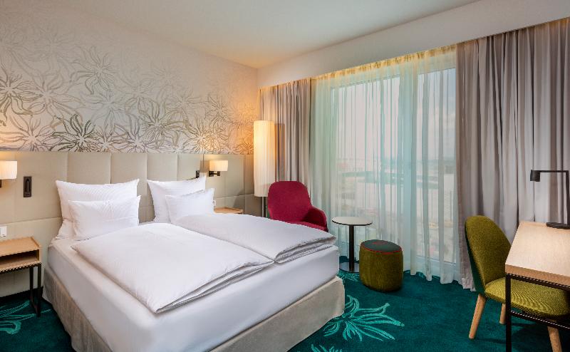 Mövenpick Stuttgart Messe & Congress (Ocak ) - Oda