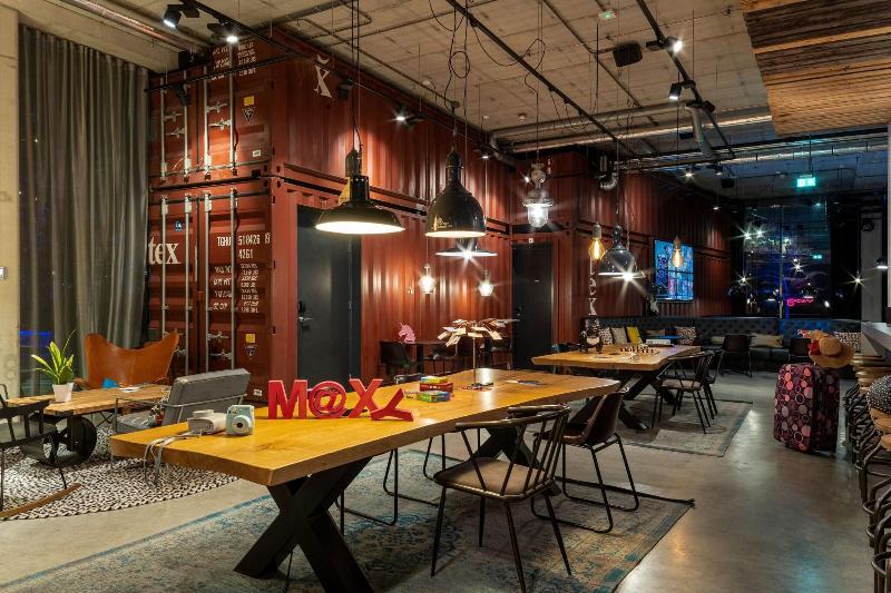Moxy Amsterdam Houthavens - Lobi