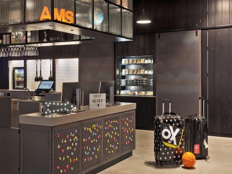 Moxy Amsterdam Houthavens - Lobi