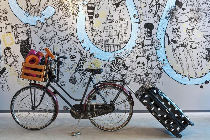 Moxy Amsterdam Houthavens - Aktivite