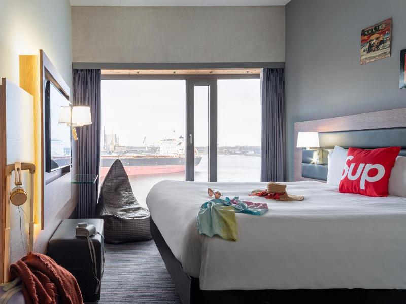 Moxy Amsterdam Houthavens - Genel