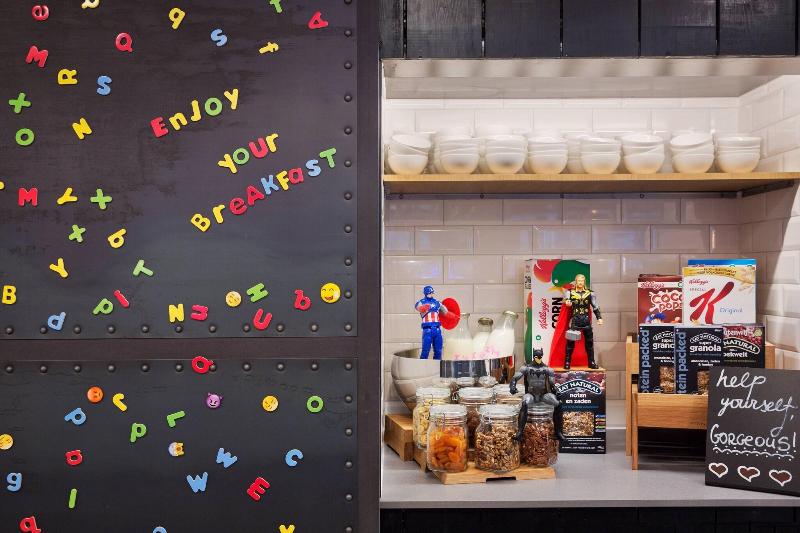 Moxy Amsterdam Houthavens - Restoran