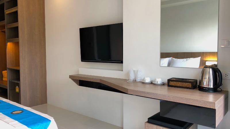 Phoenix Hotel Karon Beach - Oda