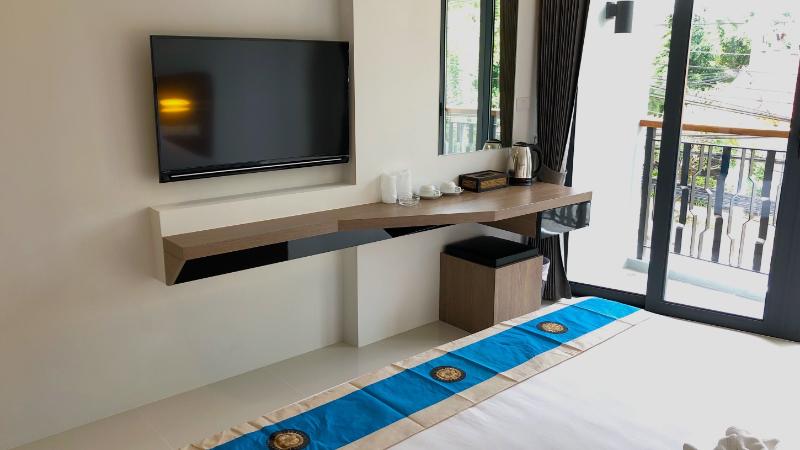 Phoenix Hotel Karon Beach - Oda