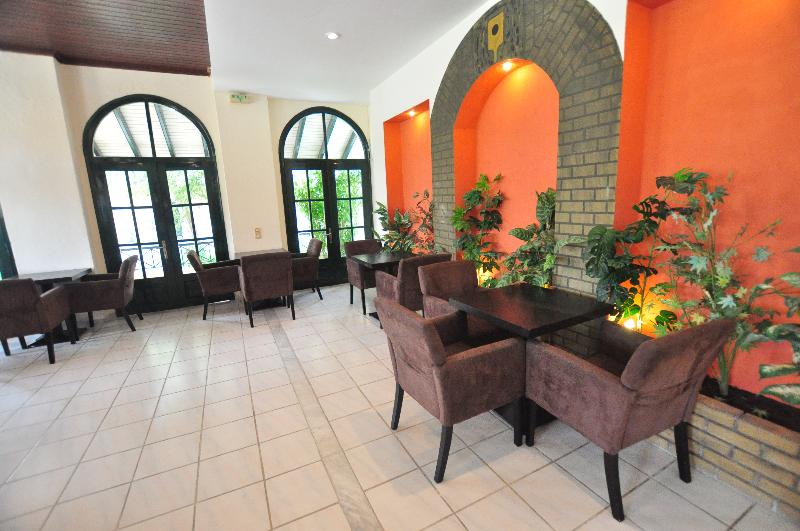 Acharavi Garden - Bar